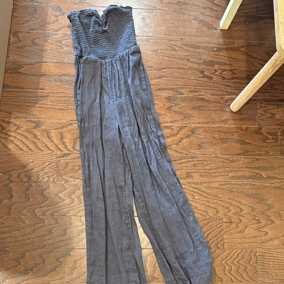 Faherty smocked sweetheart 100% linen jumpsuit, XS, no straps - Picture 2 of 8